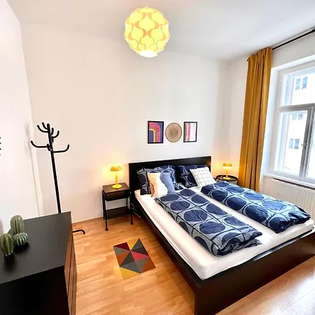 Cozy Retreat - By Nahuen Graz