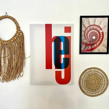 Cozy Retreat - By Nahuen Štýrský Hradec